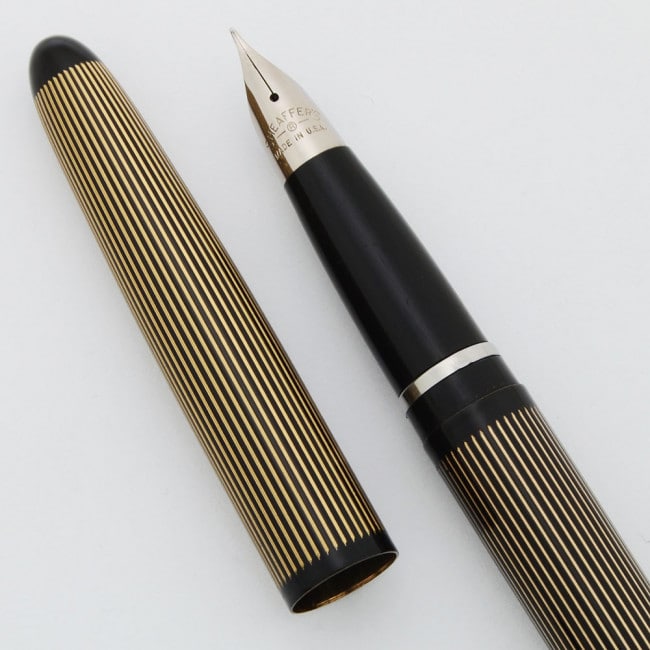 Lady Sheaffer 1960 negra y dorada